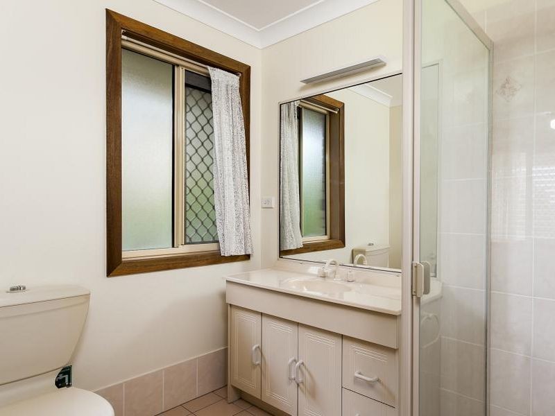 7 Harold Close, Sinnamon Park QLD 4073