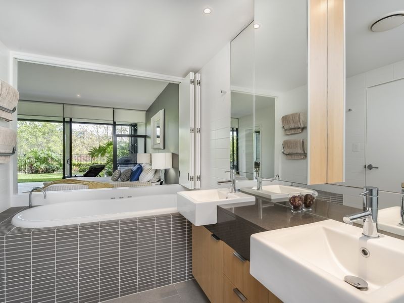 102/10 Pidgeon Close, West End QLD 4101