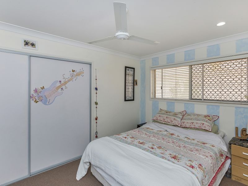 98 Glen Ross Road, Sinnamon Park QLD 4073