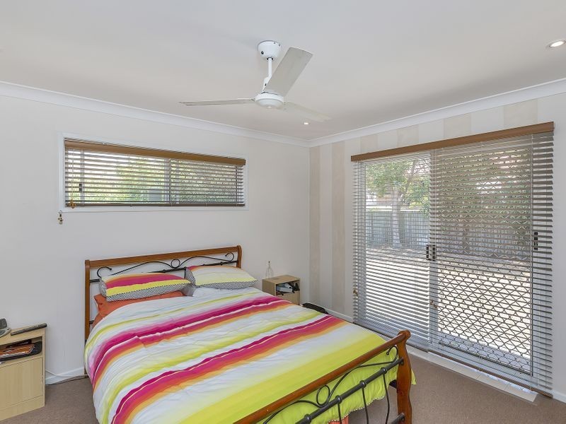 98 Glen Ross Road, Sinnamon Park QLD 4073