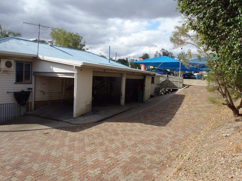 218 Brisbane Street, West Ipswich QLD 4305