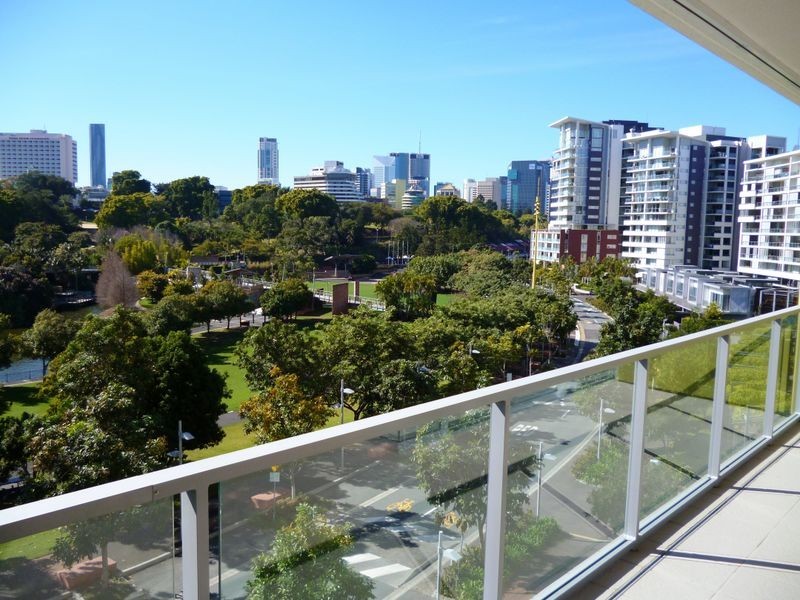 7096/7 Parkland Boulevard, Brisbane QLD 4000