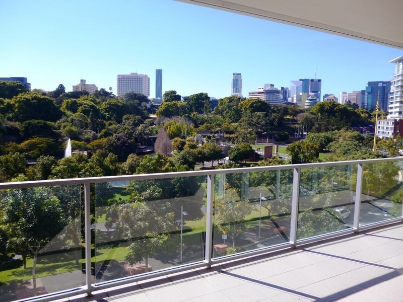 7096/7 Parkland Boulevard, Brisbane QLD 4000