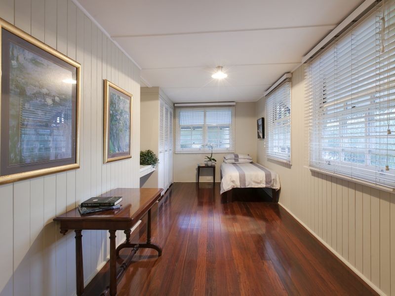 130 Sackville Street, Greenslopes QLD 4120