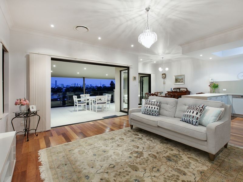 1/1 Austral, St Lucia QLD 4067