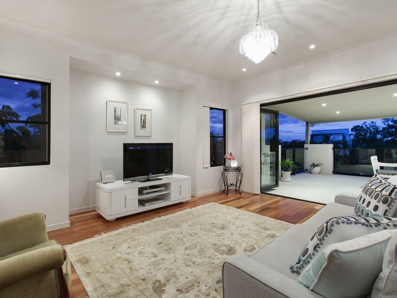 1/1 Austral, St Lucia QLD 4067