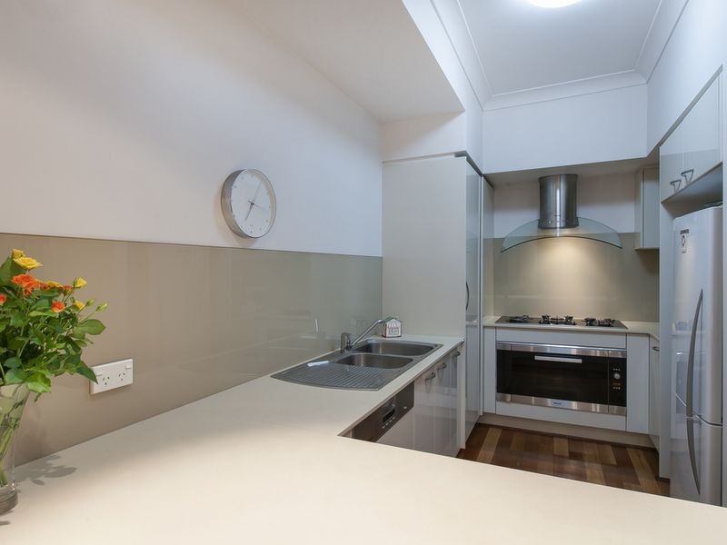 1/1 Austral, St Lucia QLD 4067