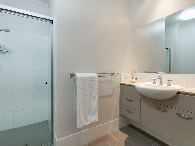 1/1 Austral, St Lucia QLD 4067