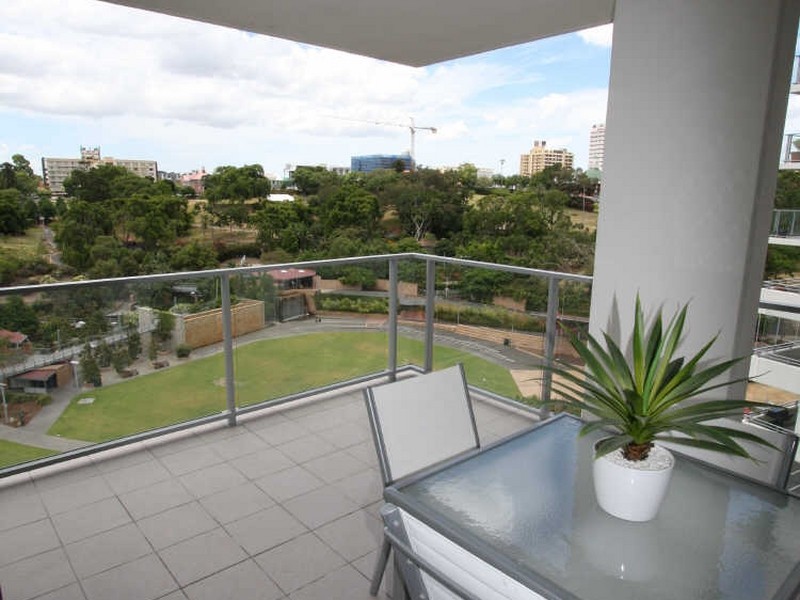 3039/3 Parkland Boulevard, Brisbane QLD 4000