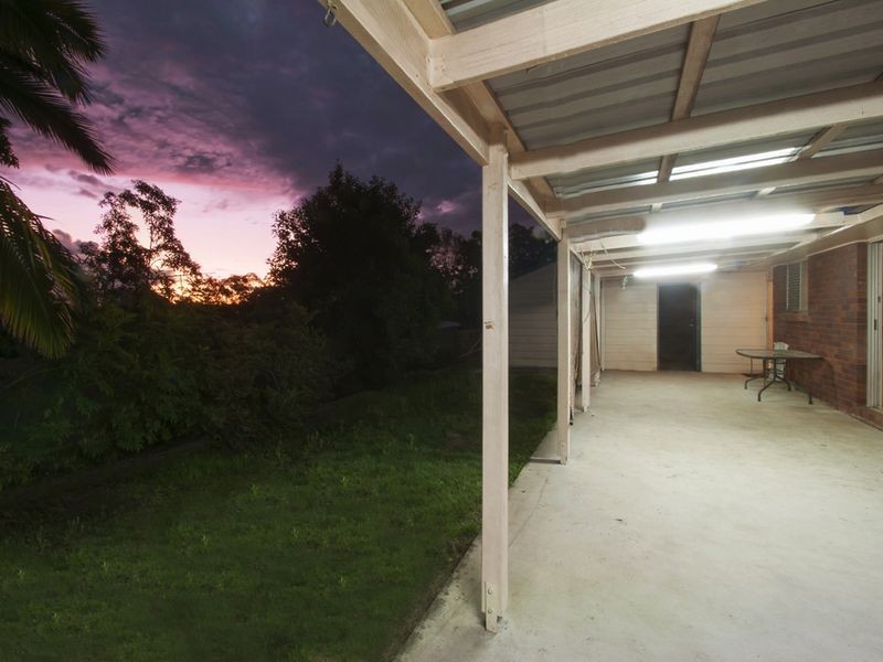 18 Marlock Street, Bellbowrie QLD 4070