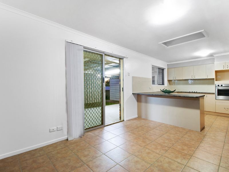 18 Marlock Street, Bellbowrie QLD 4070