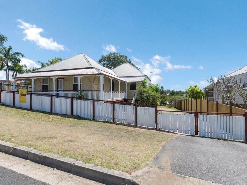 8 Hill Street, North Ipswich QLD 4305