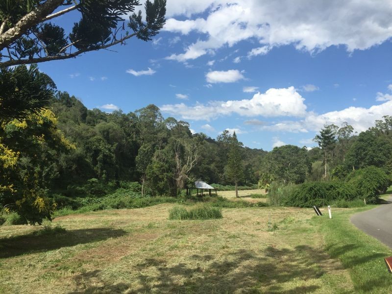 361 Savages Road, Brookfield QLD 4069