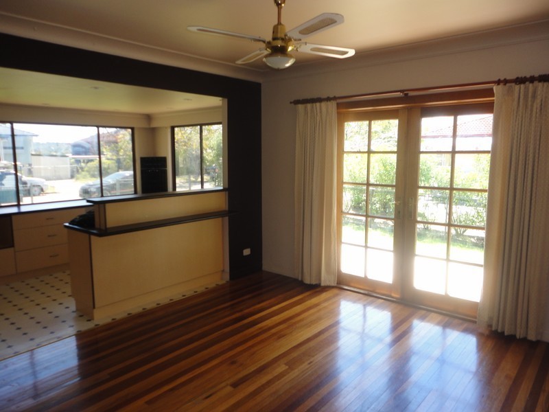 14 Bland Street, Coopers Plains QLD 4108