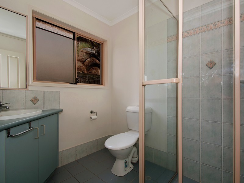 25 Redford Crescent, Mcdowall QLD 4053