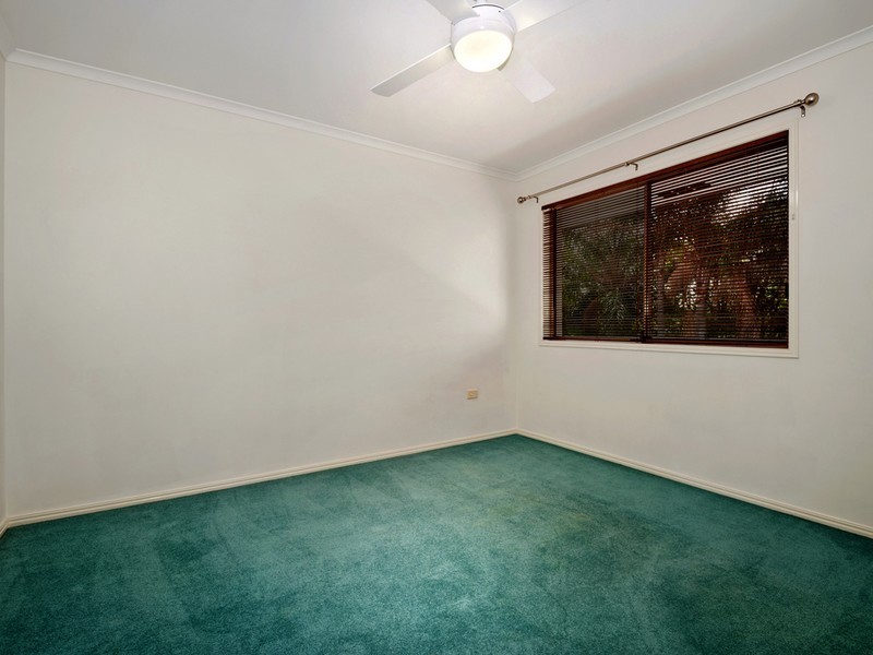 25 Redford Crescent, Mcdowall QLD 4053