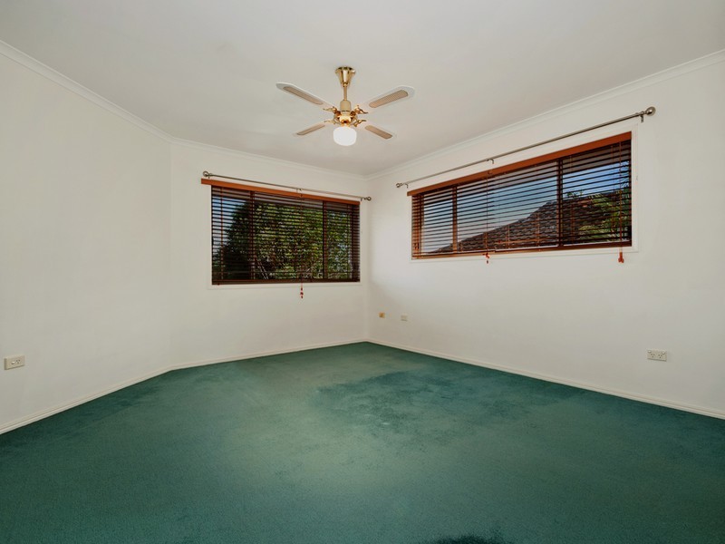 25 Redford Crescent, Mcdowall QLD 4053