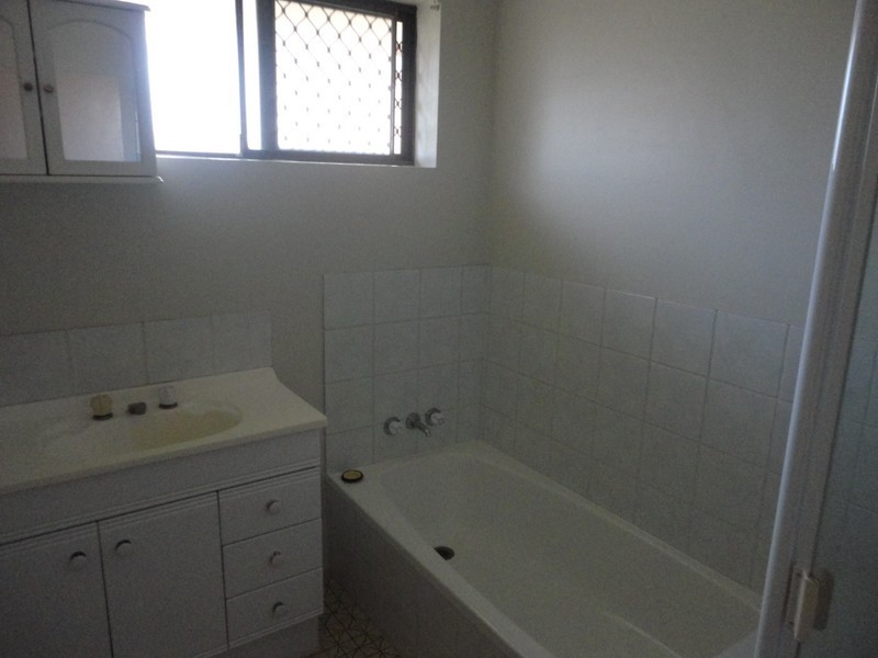 30 Worrell Street, Macgregor QLD 4109