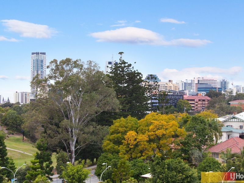 2407/57 Musk Avenue, Kelvin Grove QLD 4059