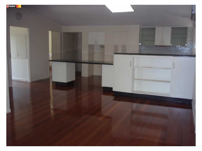 33 Dauphin Terrace, Highgate Hill QLD 4101