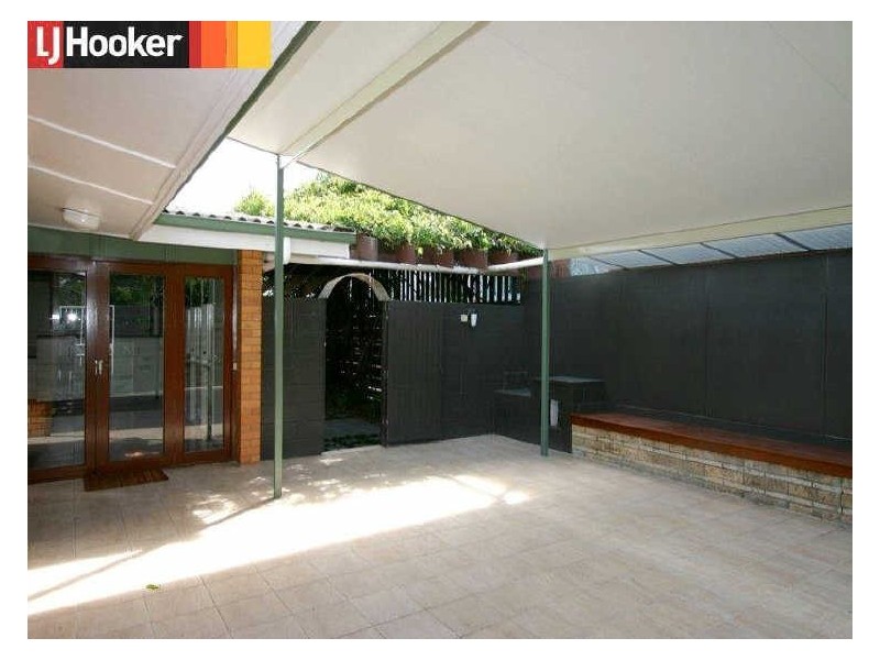 33 Dauphin Terrace, Highgate Hill QLD 4101