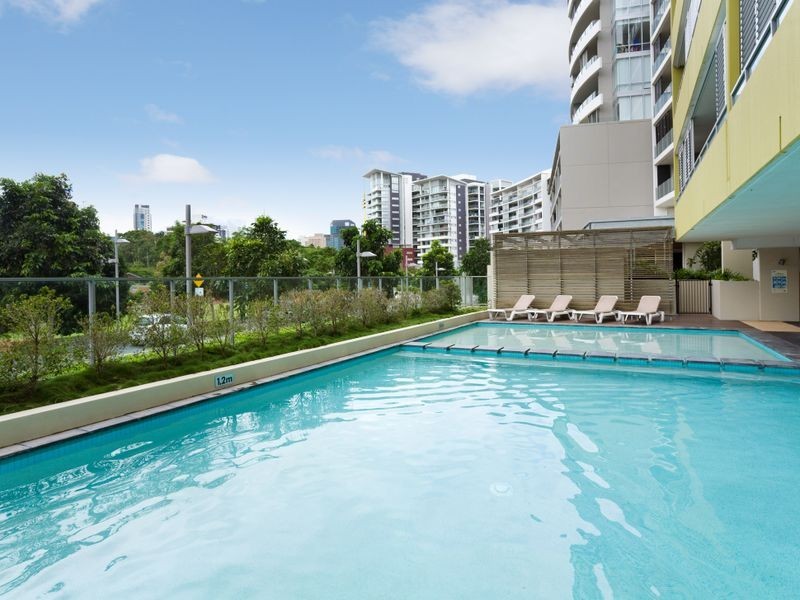 7017/7 Parklands Boulevard, Brisbane QLD 4000