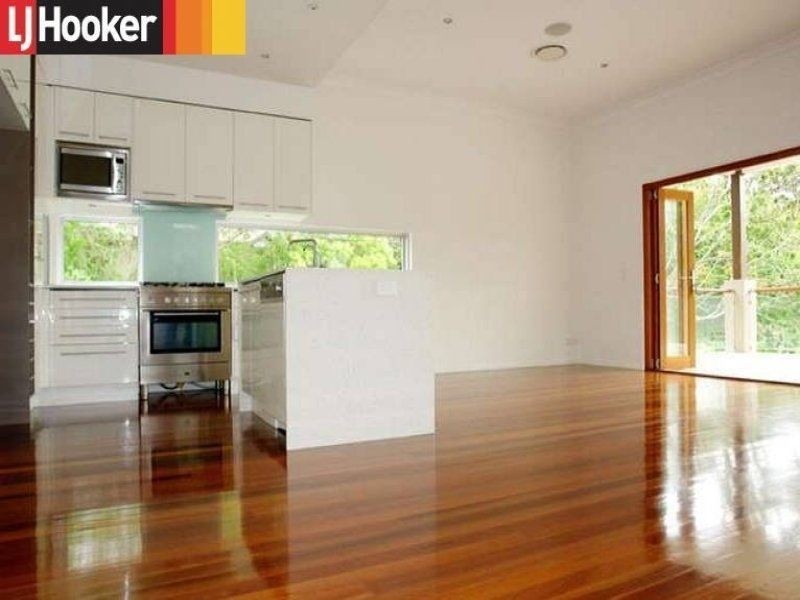 36 Prospect Terrace, St Lucia QLD 4067