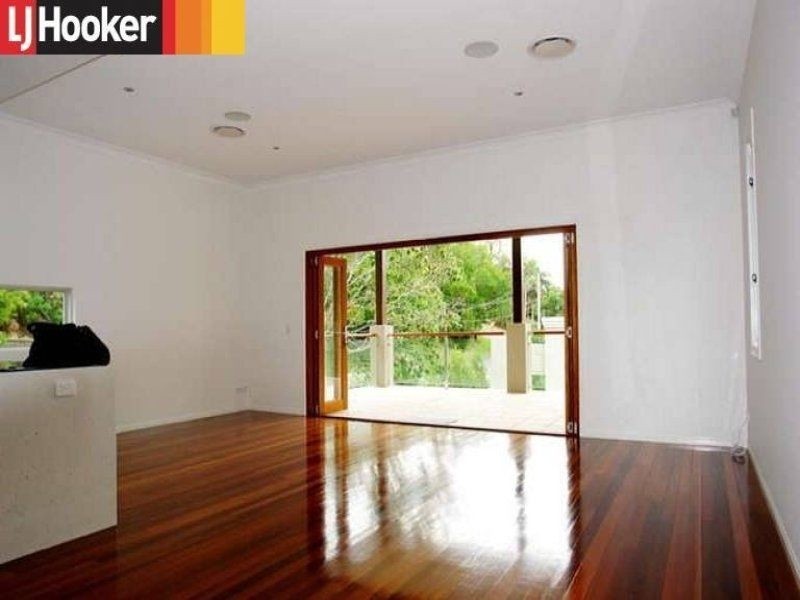 36 Prospect Terrace, St Lucia QLD 4067