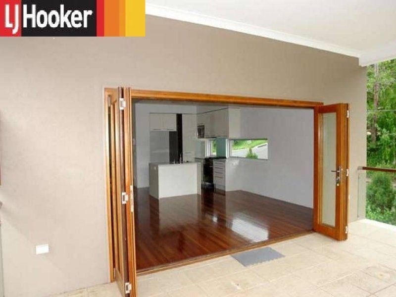 36 Prospect Terrace, St Lucia QLD 4067