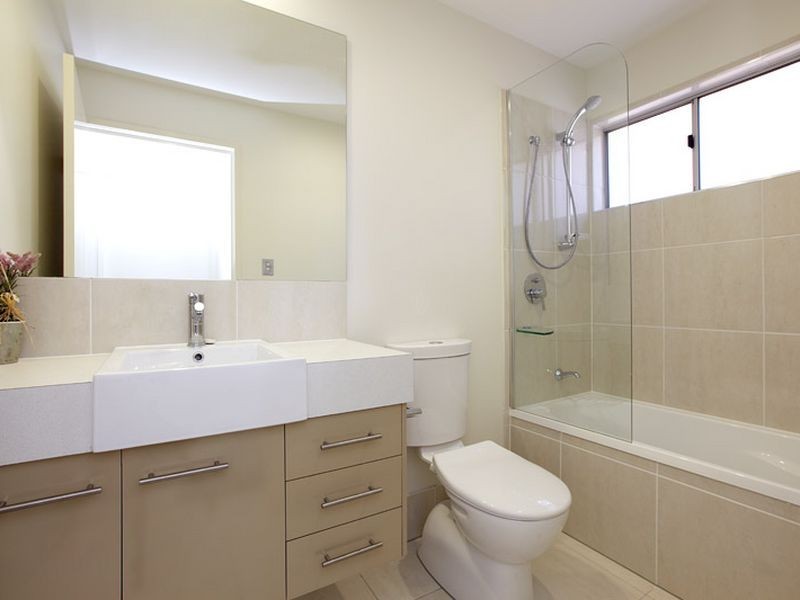 4/119 Macquarie Street, St Lucia QLD 4067