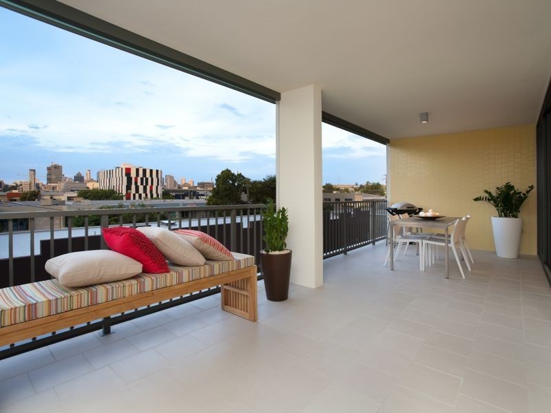 225/8 Musgrave Street, West End QLD 4101