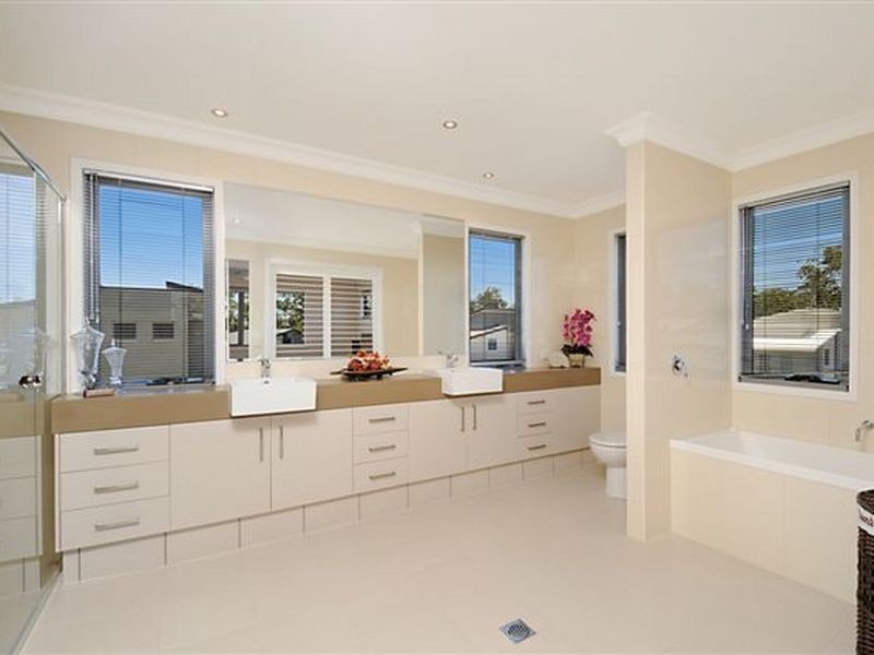 500 Great Southern Drive, Robina QLD 4226