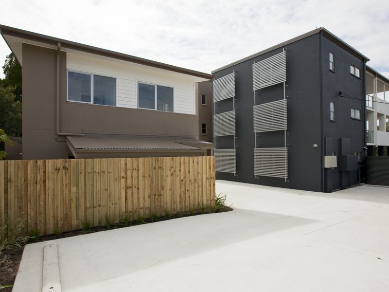 10 Lynne Grove Avenue, Corinda QLD 4075