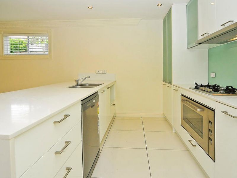 17 Clara Street, Corinda QLD 4075