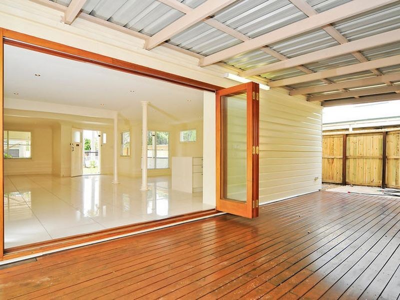 17 Clara Street, Corinda QLD 4075