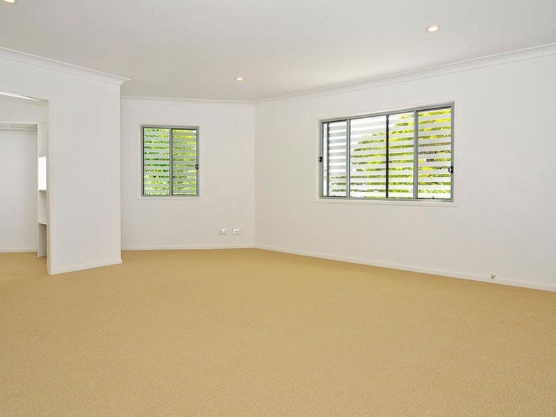 19 Clara Street, Corinda QLD 4075