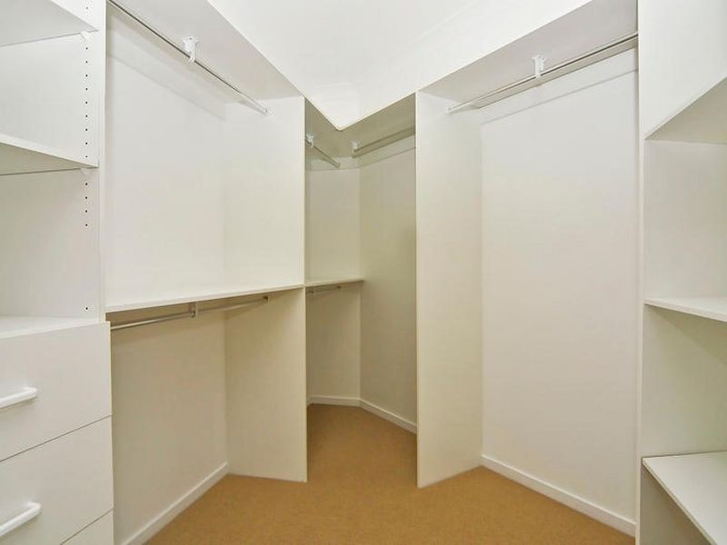 19 Clara Street, Corinda QLD 4075