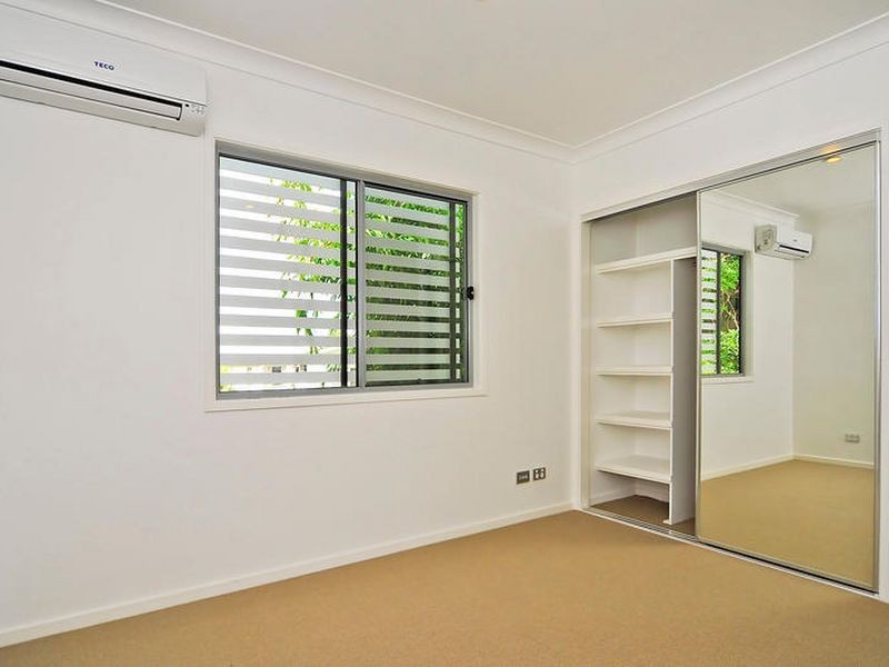 19 Clara Street, Corinda QLD 4075