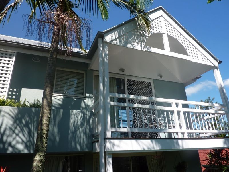 1/17 Armadale Street, St Lucia QLD 4067