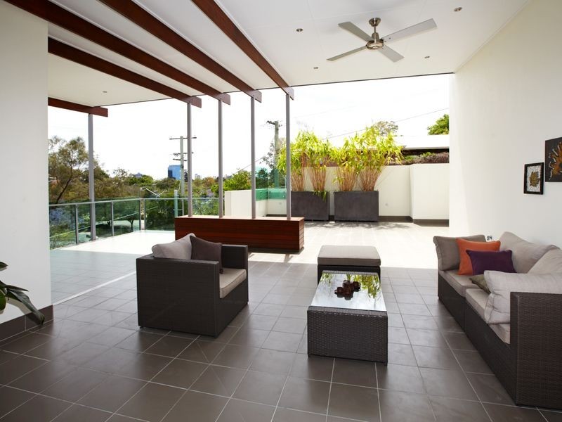 5/74 Dengate Lane, St Lucia QLD 4067