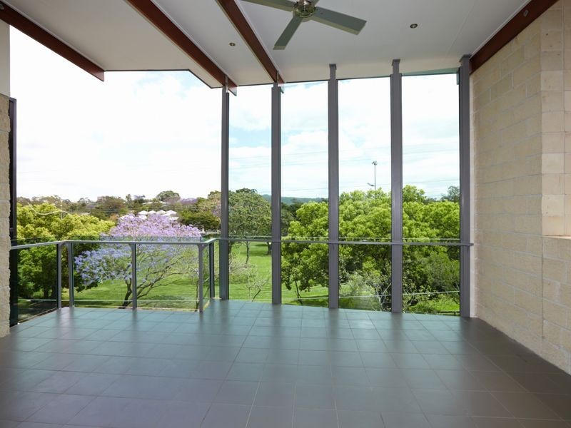 5/74 Dengate Lane, St Lucia QLD 4067