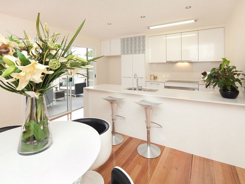 97 Sylvan Road, Toowong QLD 4066