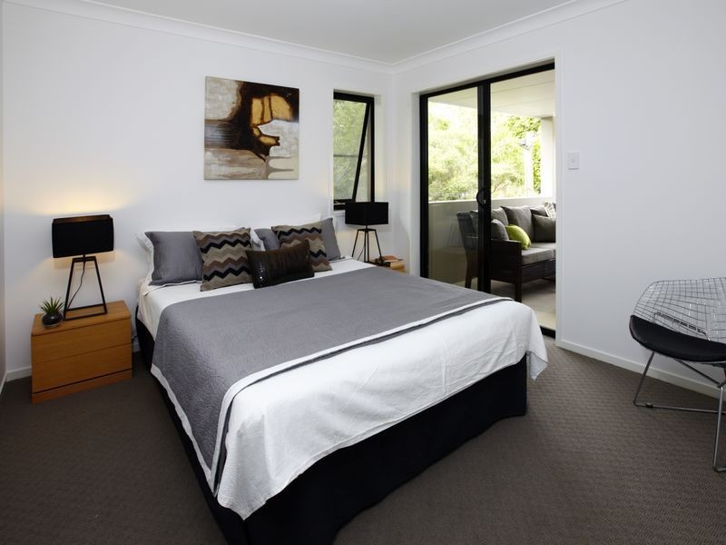 52 Cunningham Street, Taringa QLD 4068