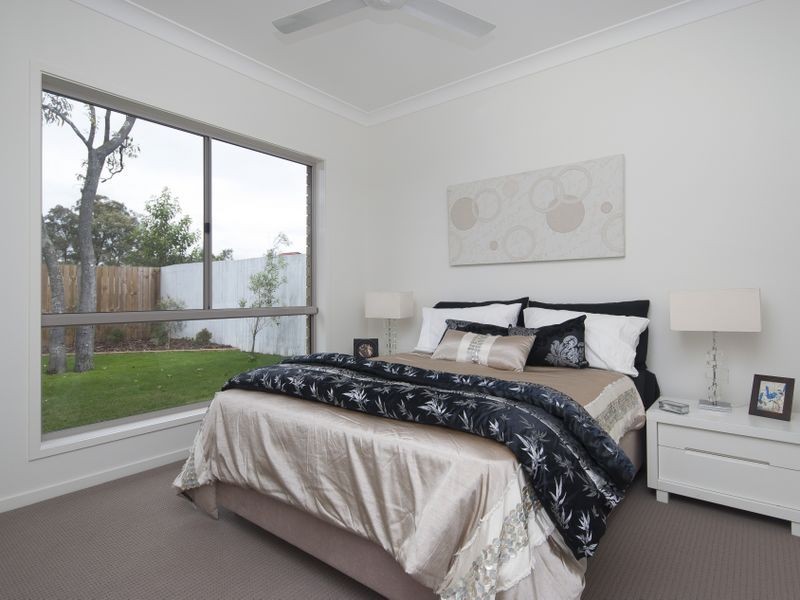 10 Krystelle Court, Oxley QLD 4075