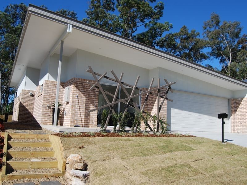 Oxley QLD 4075
