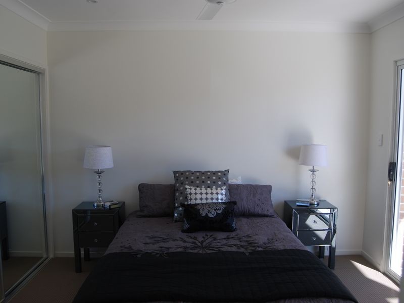 Oxley QLD 4075
