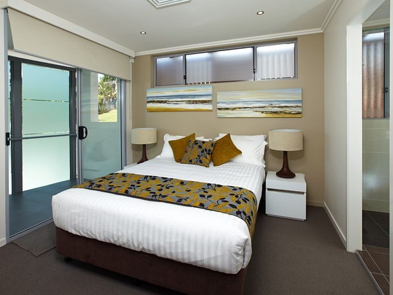 10/74 Dengate Lane, St Lucia QLD 4067