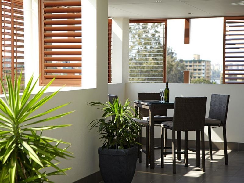 10/74 Dengate Lane, St Lucia QLD 4067