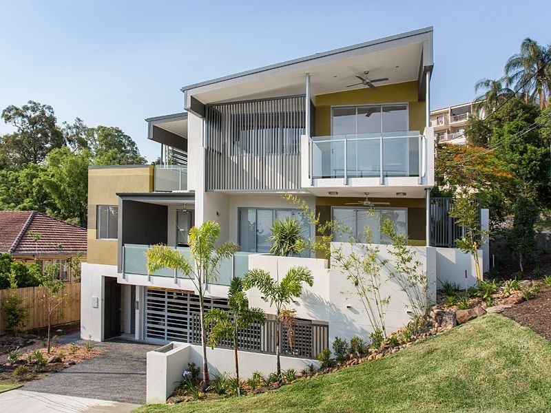 2/29 Central Avenue, Indooroopilly QLD 4068