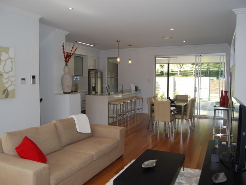 36 Carwoola Street, Bardon QLD 4065